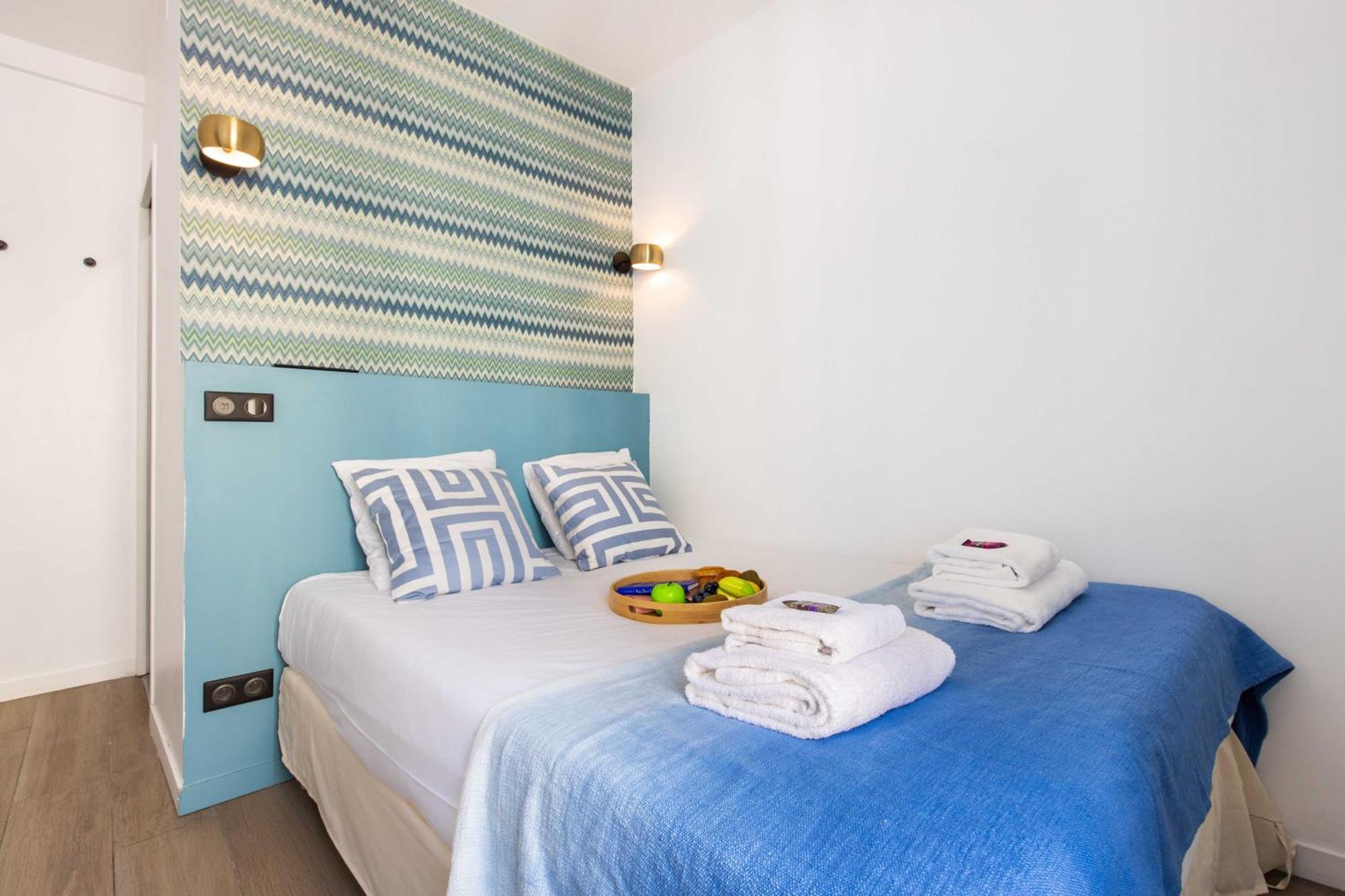 Hostel Eiffel Париж Экстерьер фото