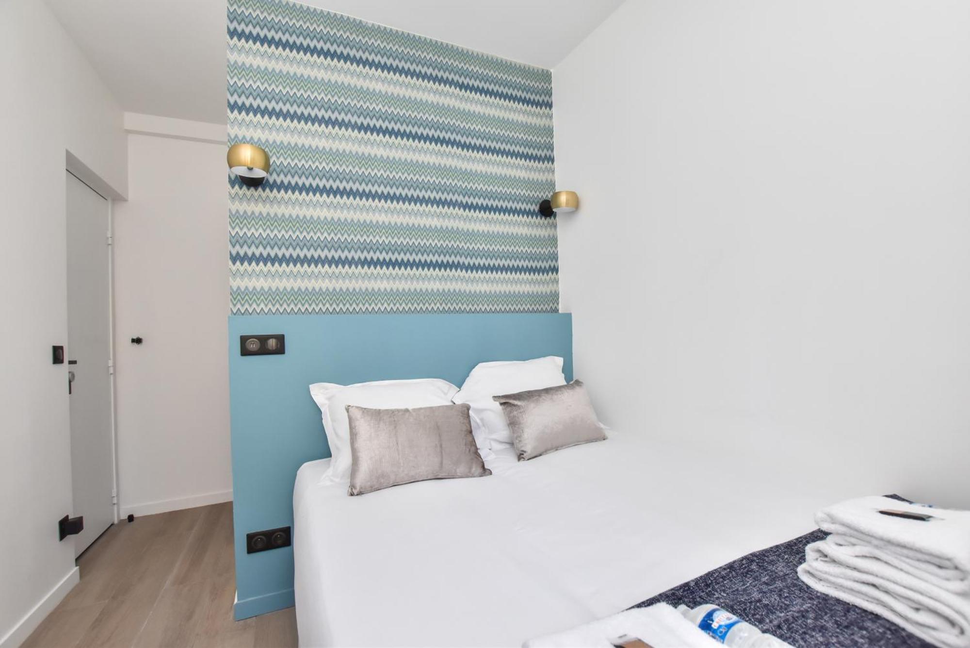 Hostel Eiffel Париж Экстерьер фото