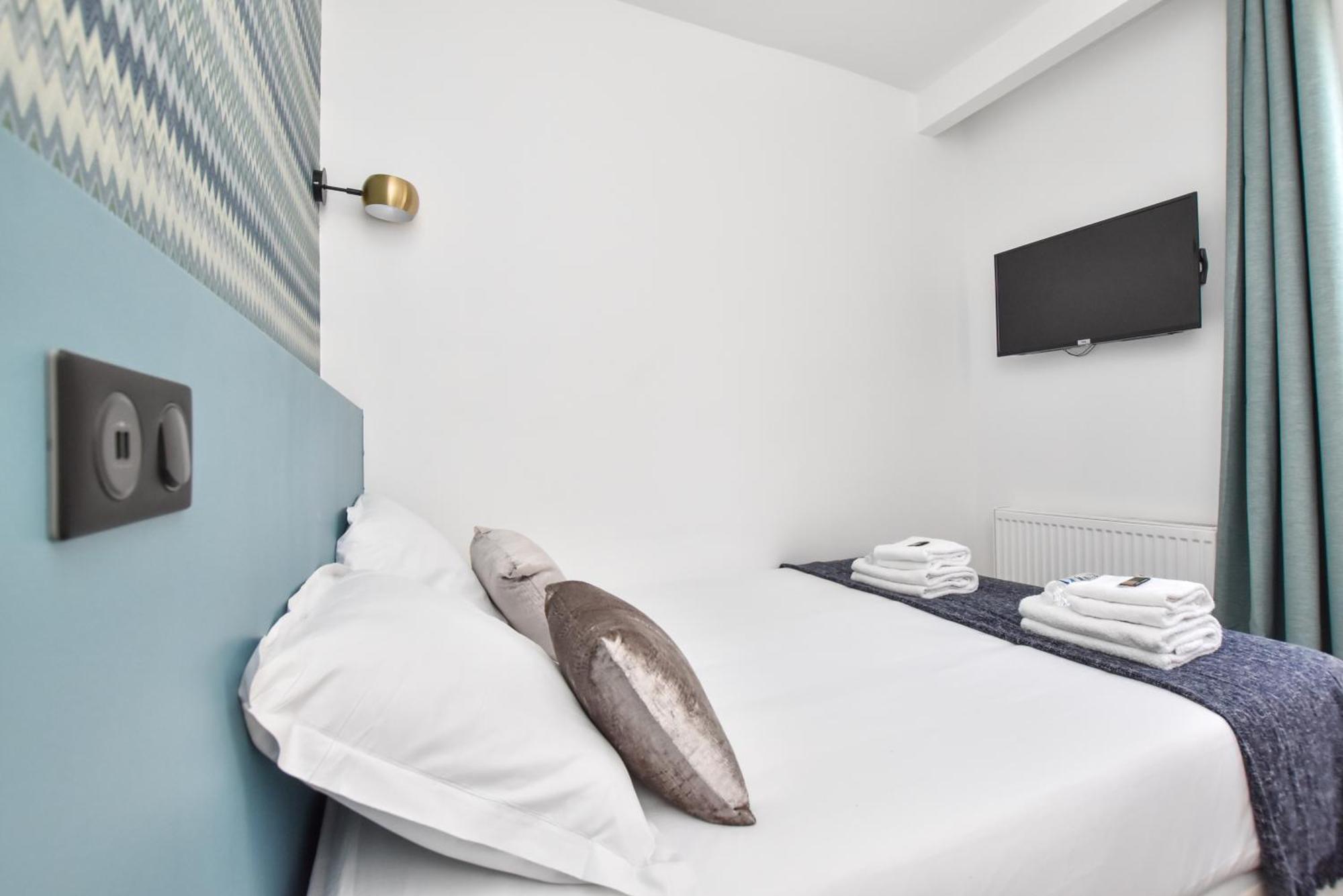 Hostel Eiffel Париж Экстерьер фото