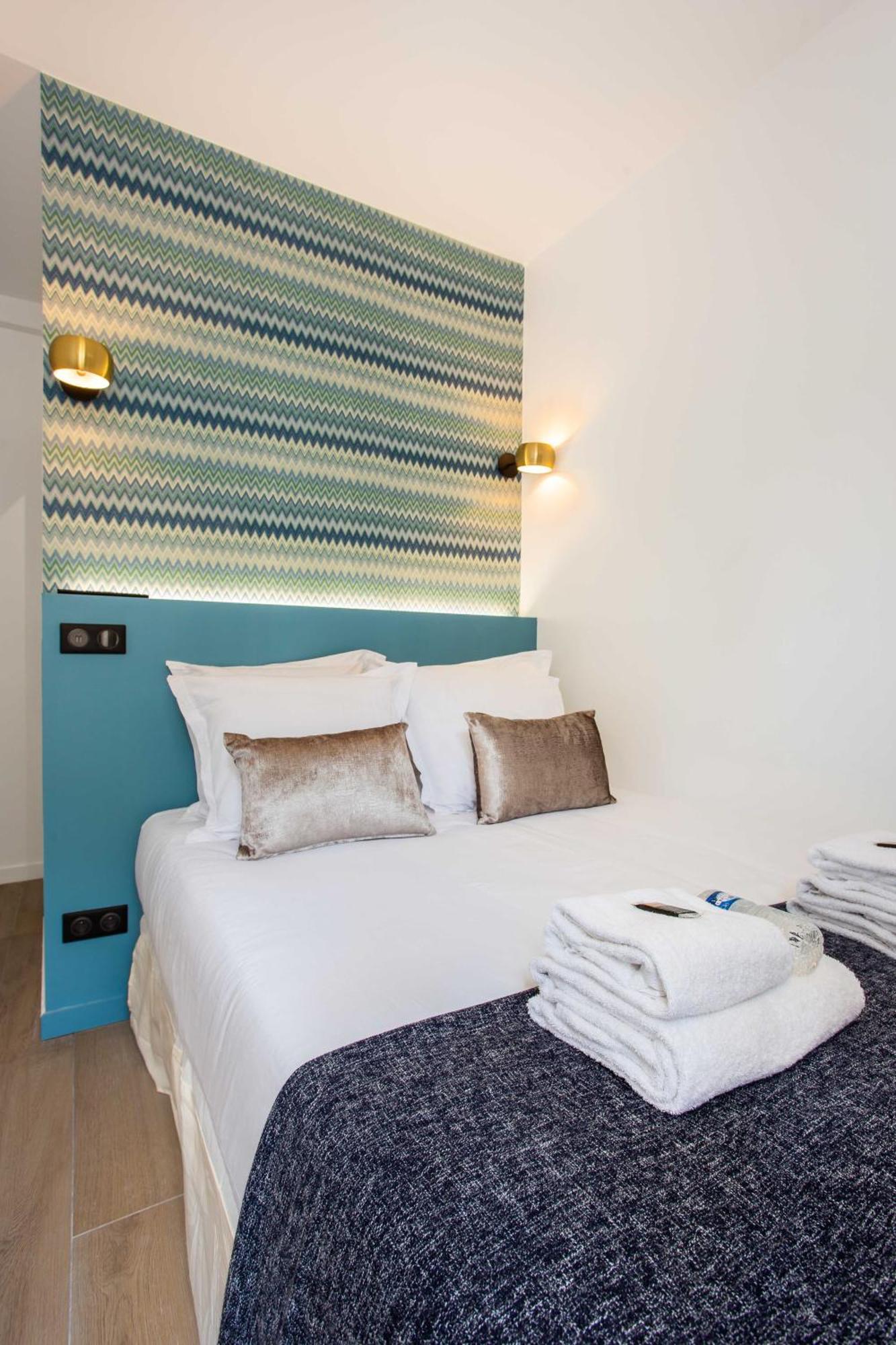 Hostel Eiffel Париж Экстерьер фото