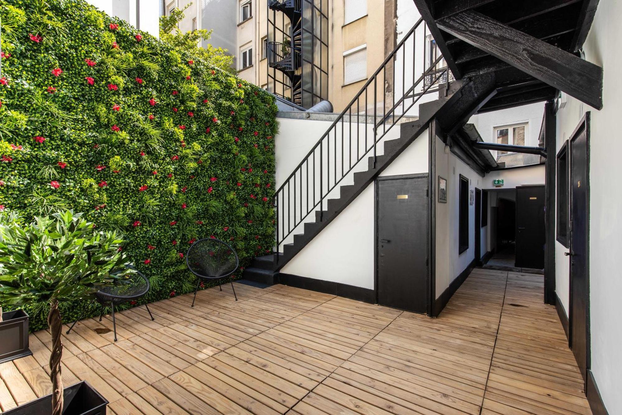 Hostel Eiffel Париж Экстерьер фото