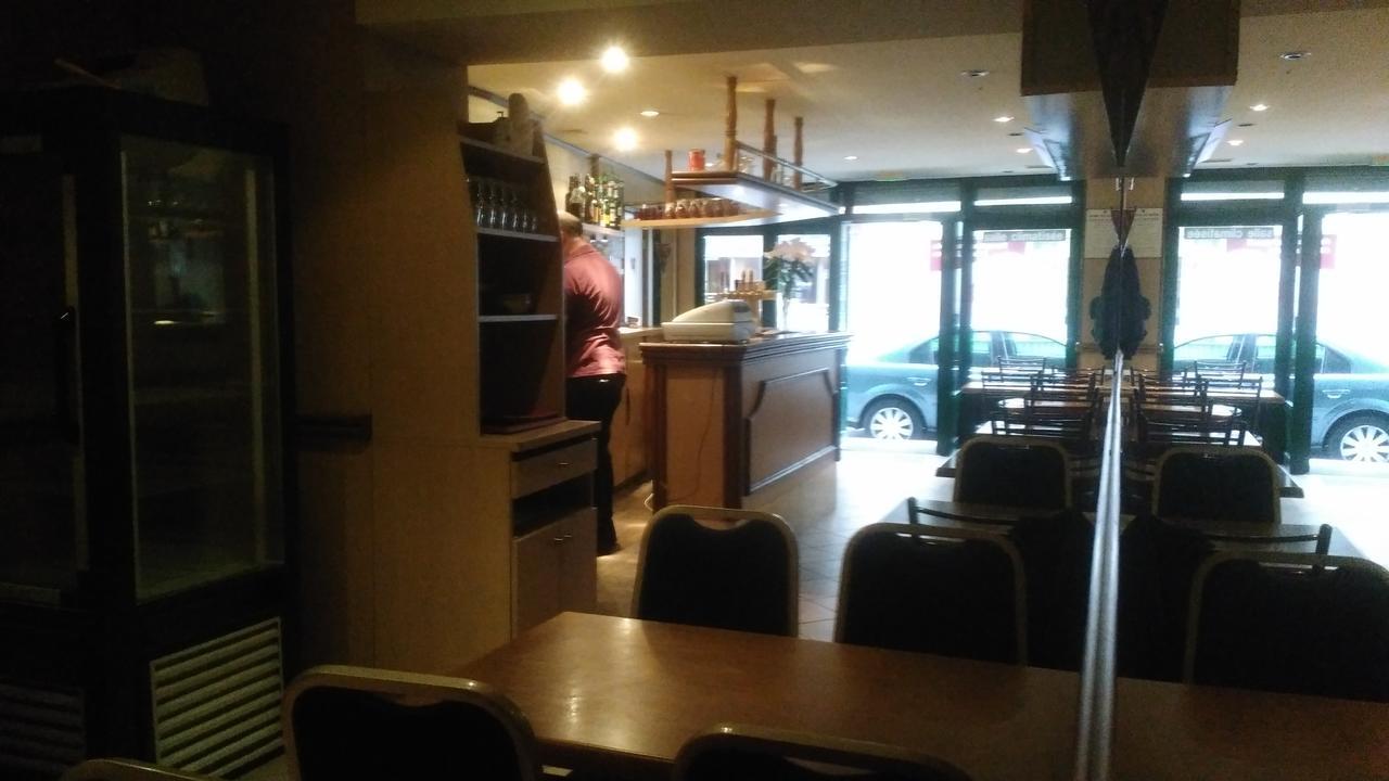Hostel Eiffel Париж Экстерьер фото