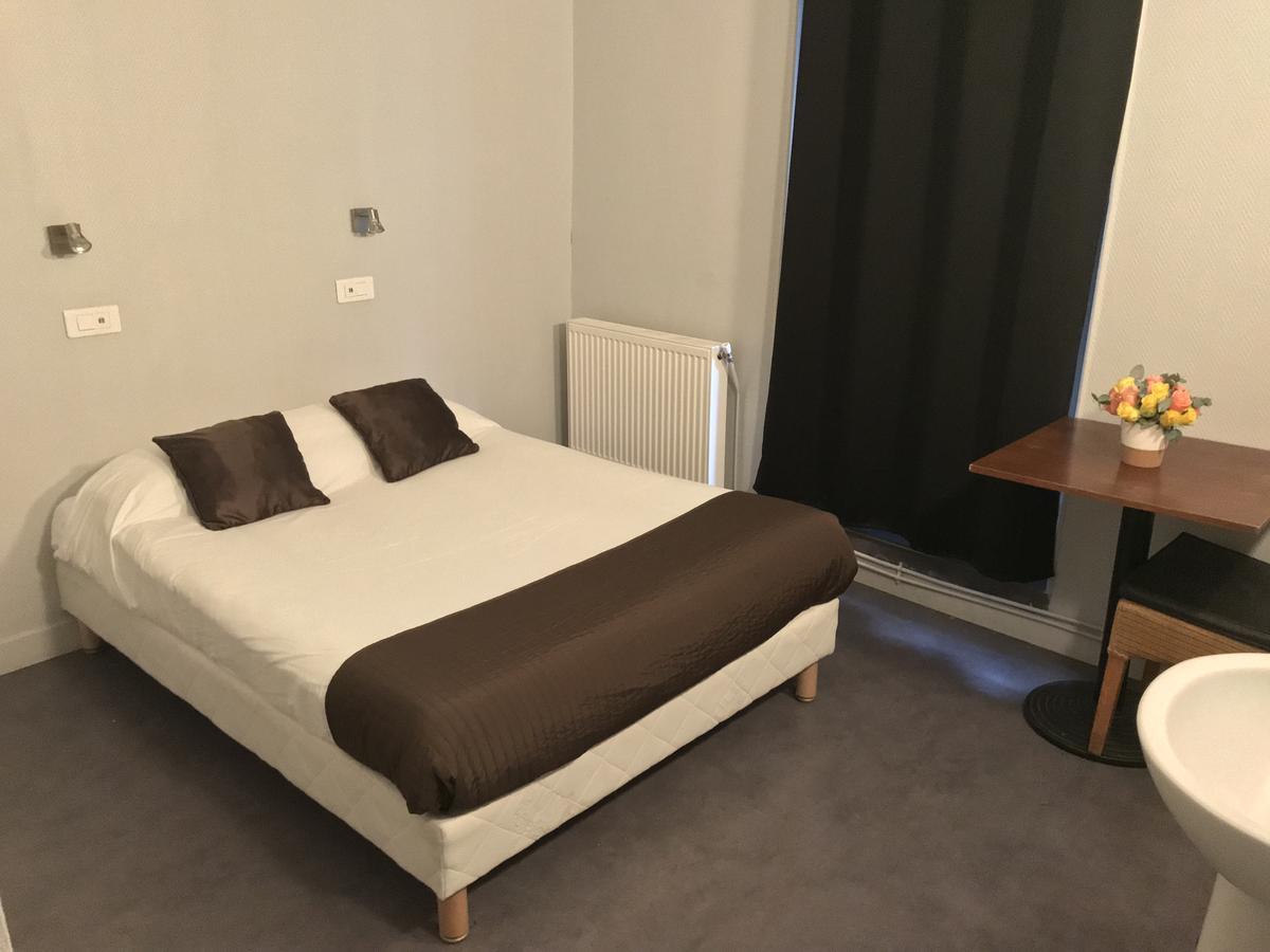 Hostel Eiffel Париж Экстерьер фото