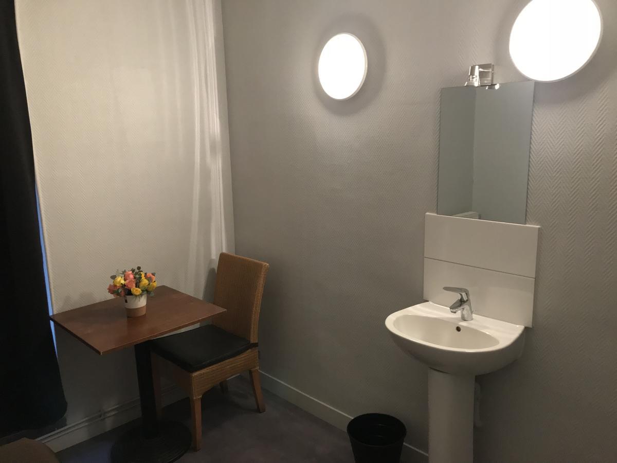Hostel Eiffel Париж Экстерьер фото